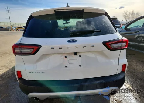 2026 Ford Escape Active z USA, uszkodzony, nr VIN 1FMCU0GNXTUA31106